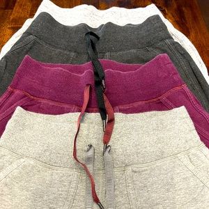 4pr. Lululumon Sweatpants 25 inches 4